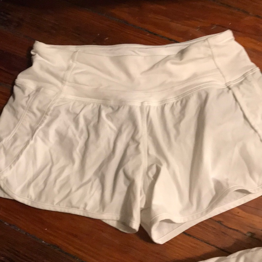 White lululemon shorts
